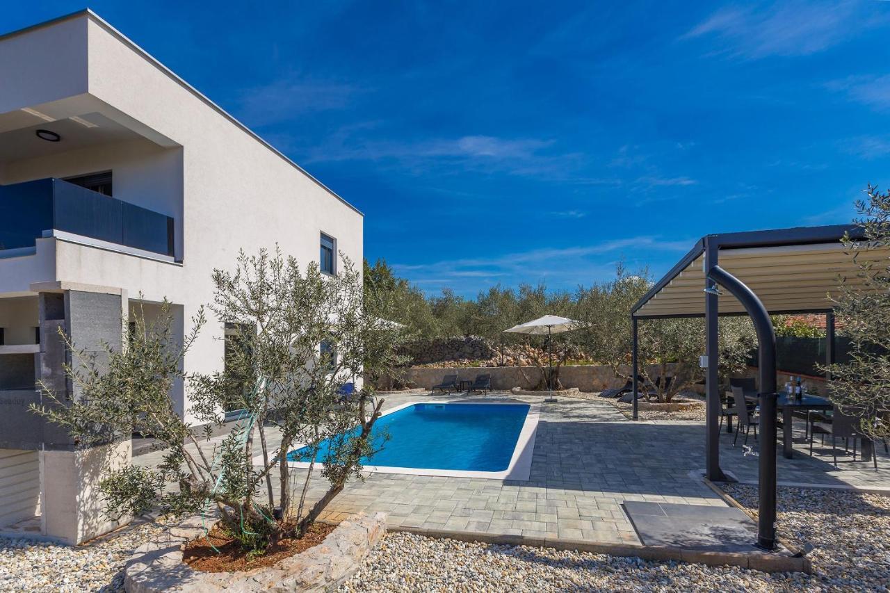 Villa Lio With Private Pool Linardići Exterior foto